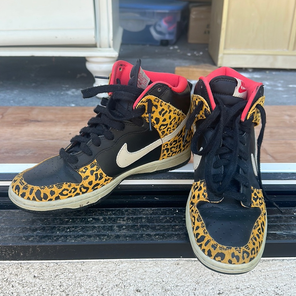 7 women’s nike dunk high skinny leopard shoes